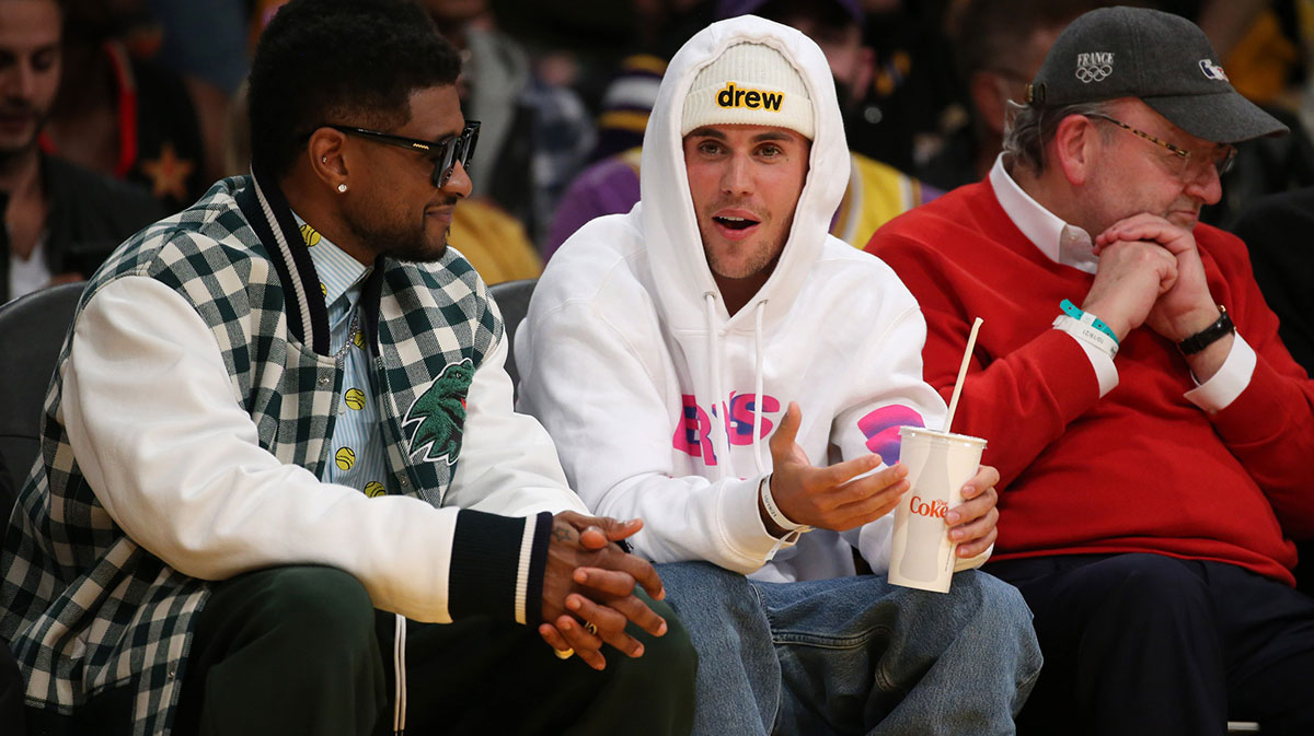 Justin Bieber shows off hoop skills at The League in Los Angeles