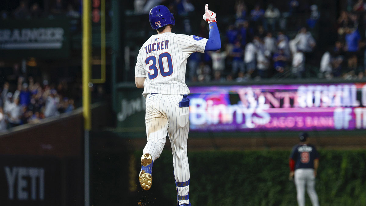 Chicago Cubs right fielder Kyle Tucker (30) rounds the bases after hitting a three-run home run against the Atlanta Braves during the third inning at Wrigley Field.