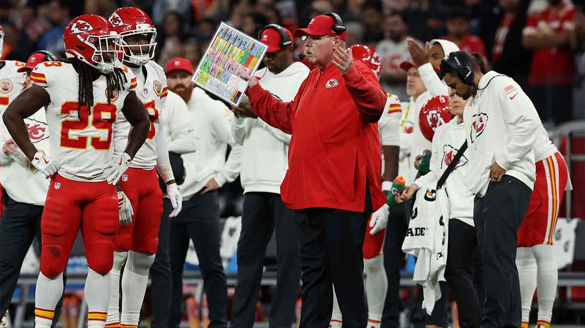 Kansas City Chiefs head coach Andy Reid reacts in the second half against the Los Angeles Chargers during a NFL game at Corinthians Arena.