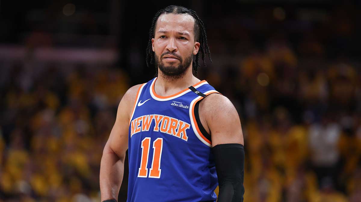 Knicks guard Jalen Brunson (11) reacts in the second quarter during game six of the eastern conference finals against the Indiana Pacers for the 2025 NBA Playoffs at Gainbridge Fieldhouse