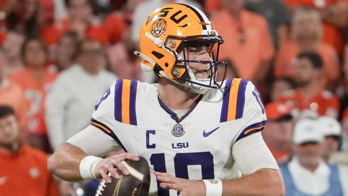 LSU football QB Garrett Nussmeier takes top spot in Heisman Poll