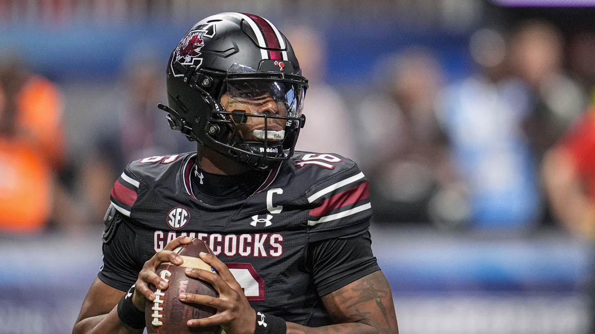 South Carolina Gamecocks quarterback LaNorris Sellers (16) drops back to pass against the Virginia Tech Hokies during the second half at Mercedes-Benz Stadium.