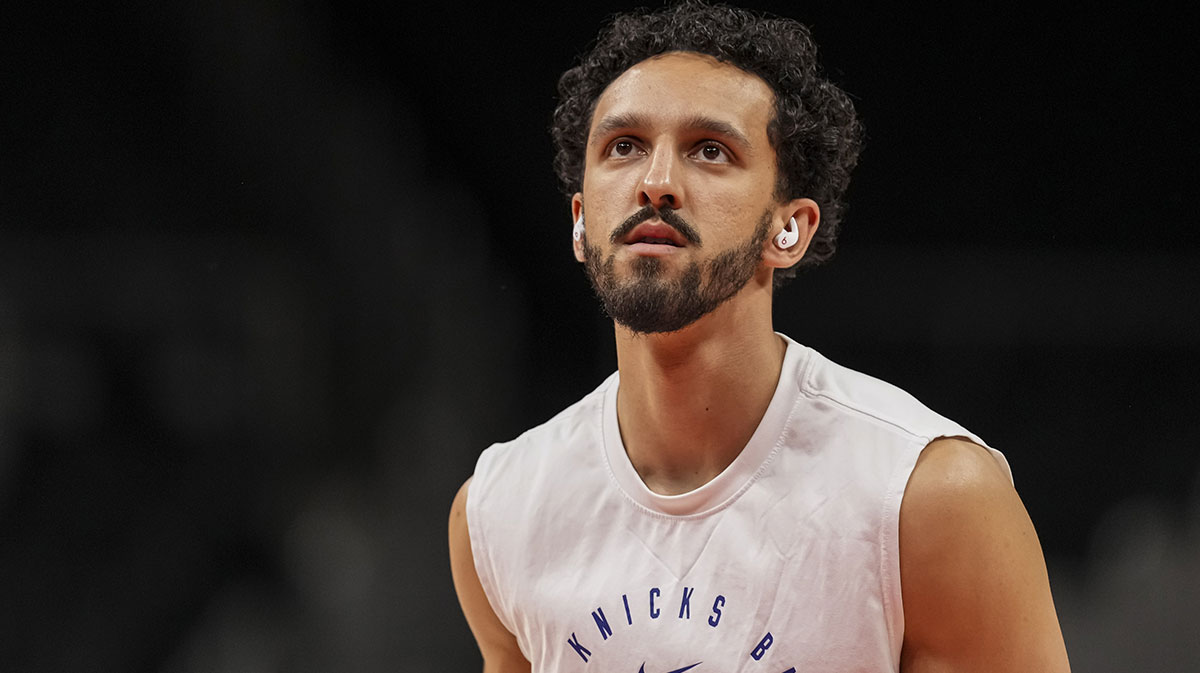 New York Knicks guard Landry Shamet (44) shown warming up on the court prior to the game against the Atlanta Hawks at State Farm Arena.