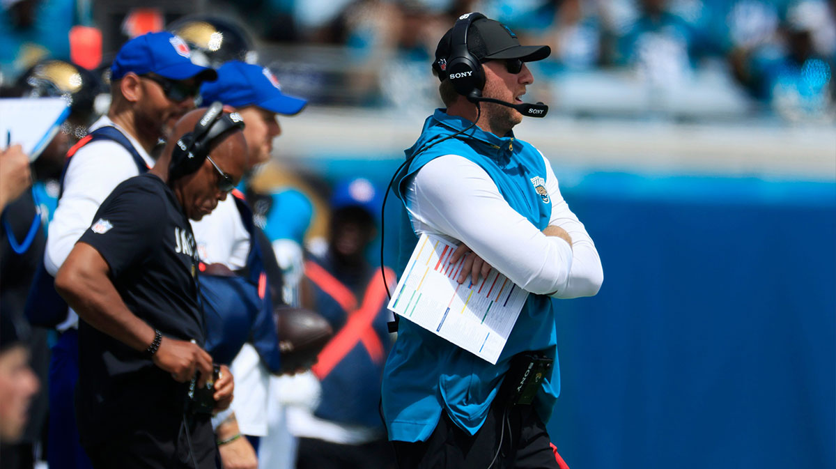 Jaguars’ Liam Coen won’t discuss Robert Saleh’s sign stealing comments