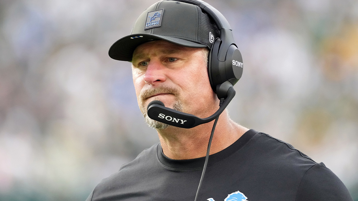 Detroit Lions head coach Dan Campbell reacts on the sideline during the fourth quarter at Lambeau Field.