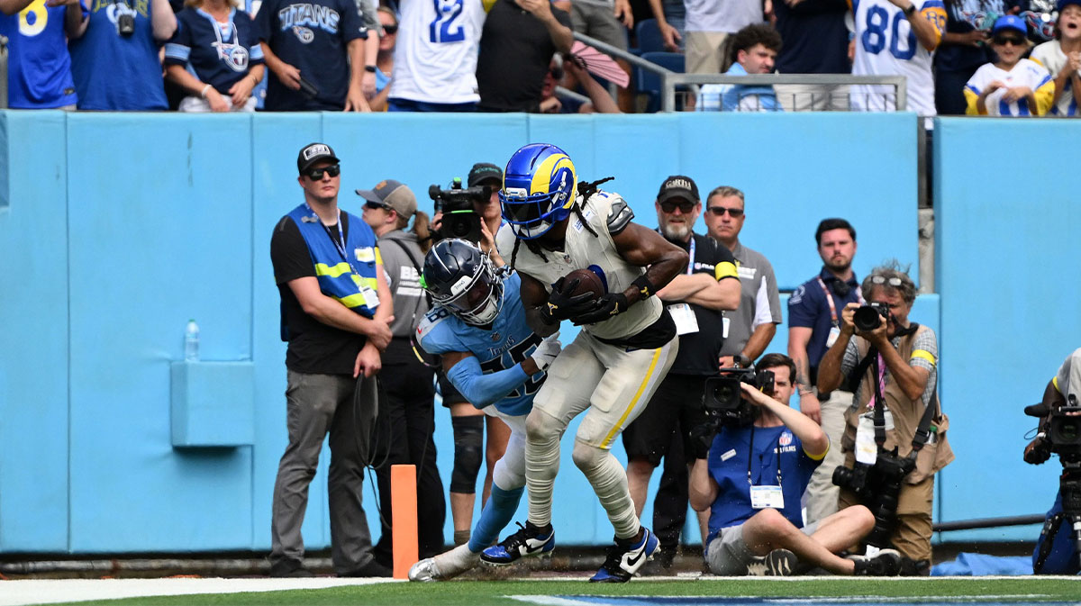 Los Angeles Rams wide receiver Davante Adams (17) catches a touchdown pass against the Tennessee Titans during the second half at Nissan Stadium.