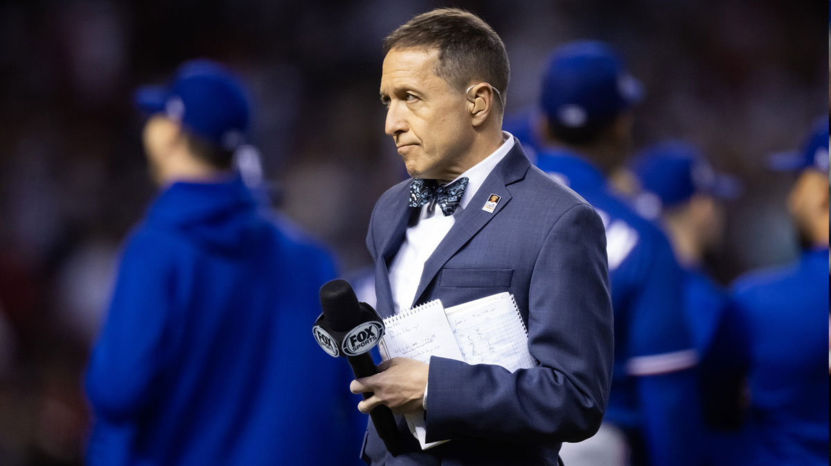 Ken Rosenthal apologizes after knocking over Brewers photographer before interviewing Andruw Monasterio after the Cardinals game.