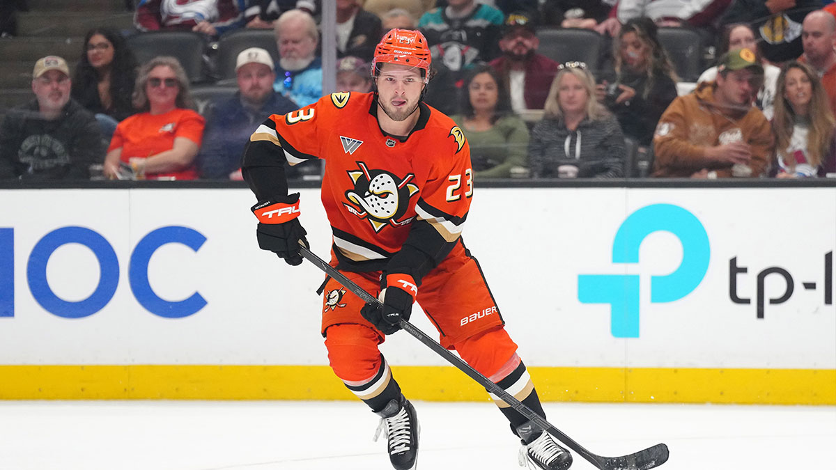 NHL rumors: The 3 teams ‘most actively’ looking for a 2C