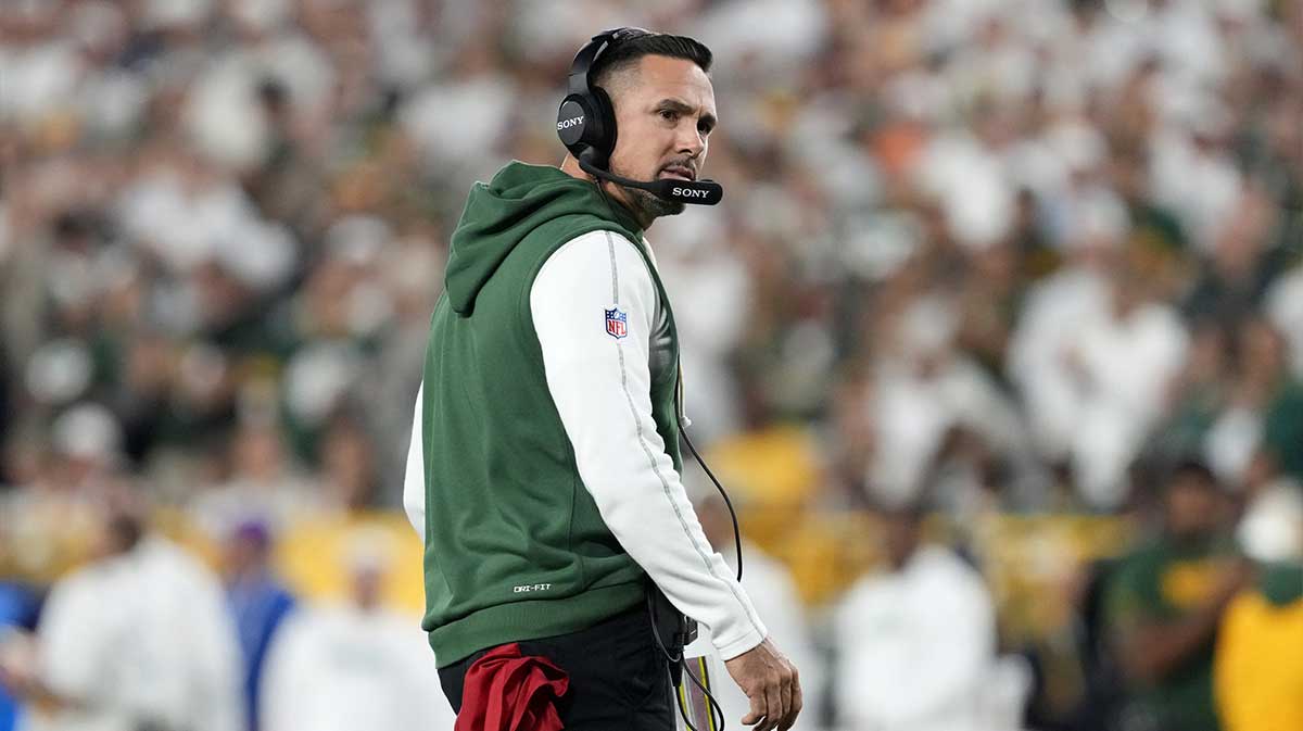 Green Bay Packers head coach Matt LaFleur looks on in the first quarter against the Green Bay Packers at Lambeau Field.