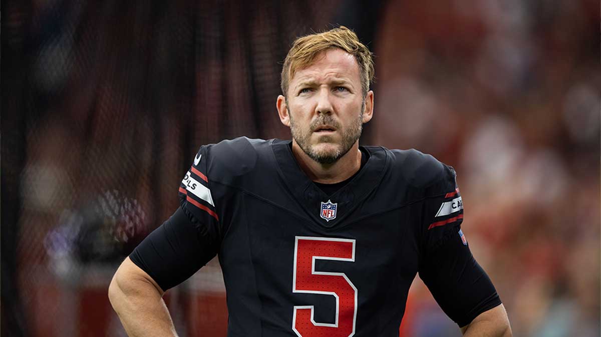 Arizona Cardinals kicker Matt Prater (5) against the Cincinnati Bengals at State Farm Stadium.