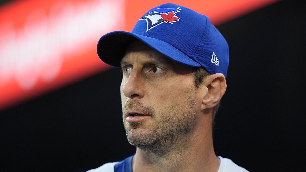 Blue Jays’ Max Scherzer gets 100% real on Rob Manfred possibly visiting team