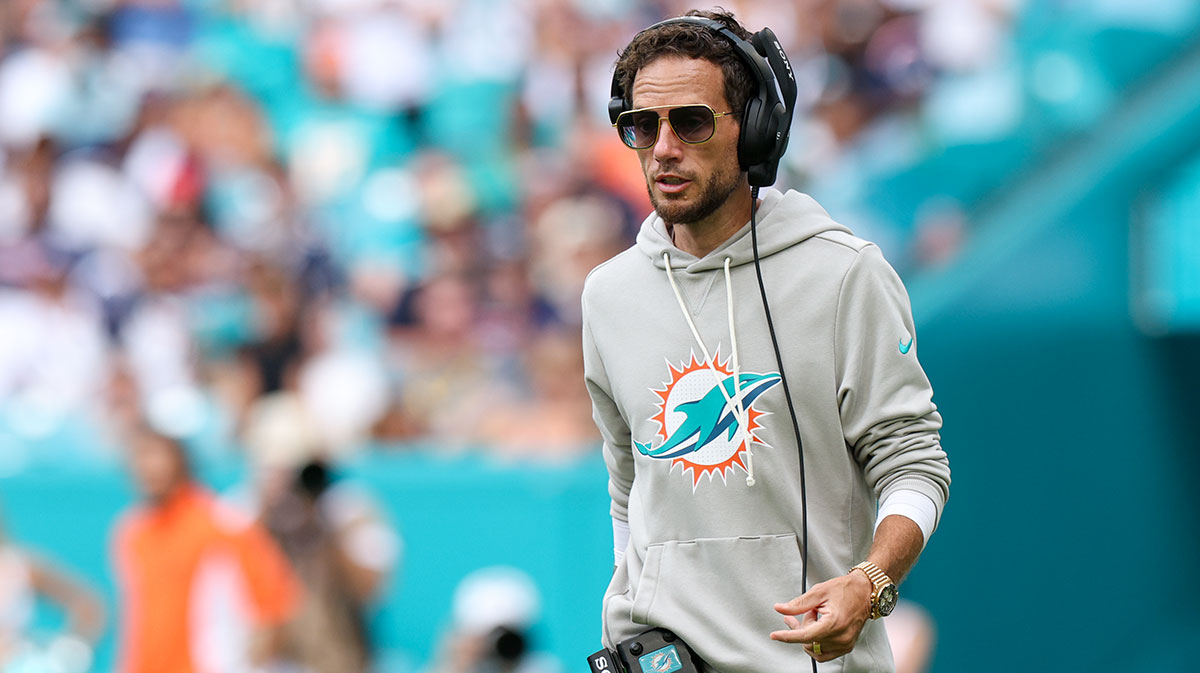 Miami Dolphins head coach Mike McDaniel looks on against the New England Patriots in the fourth quarter at Hard Rock Stadium.