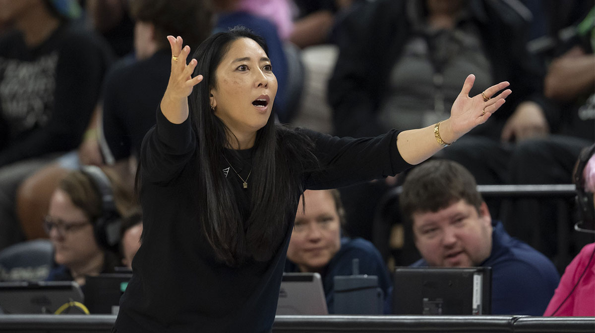 Golden State Valkyries head coach Natalie Nakase reacts to a call against the Minnesota Lynx in the first half at Target Center.