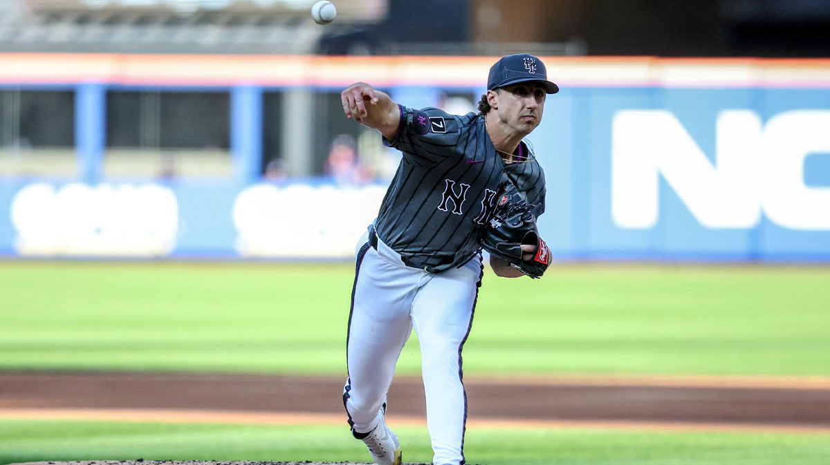 New York Mets starting pitcher Brandon Sproat (40) pitches in the third inning against the Texas Rangers at Citi Field.