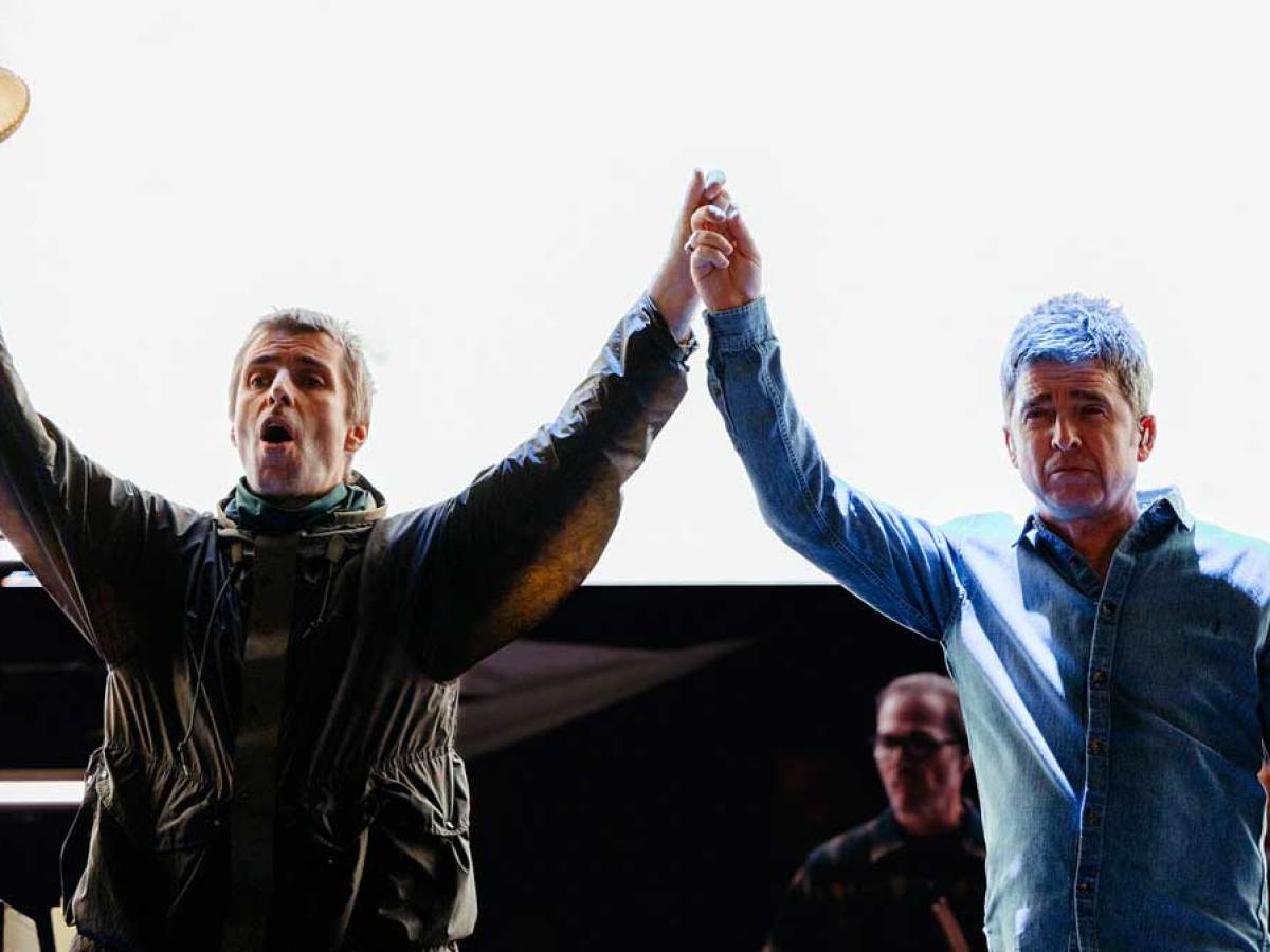 Oasis Live 
