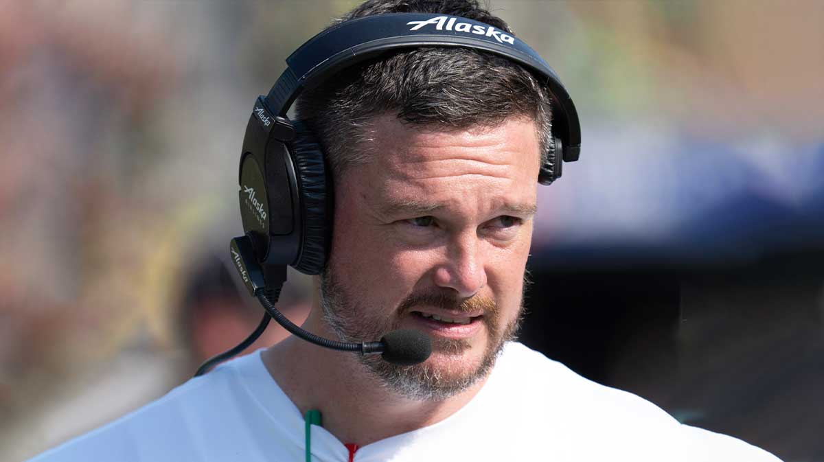 Oregon Head Coach Dan Lanning during the game against Oklahoma State.