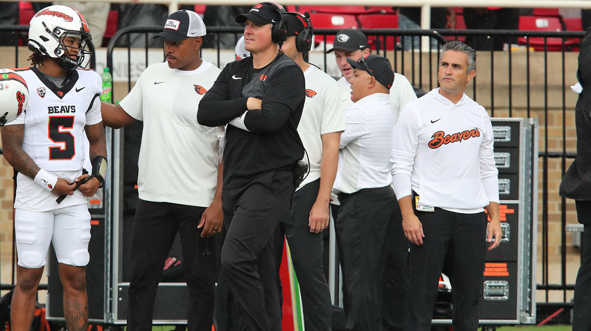 Oregon State Beavers head coach Trent Bray on the sidelines in the first half against the Texas Tech Red Raiders at Jones AT&T Stadium.
