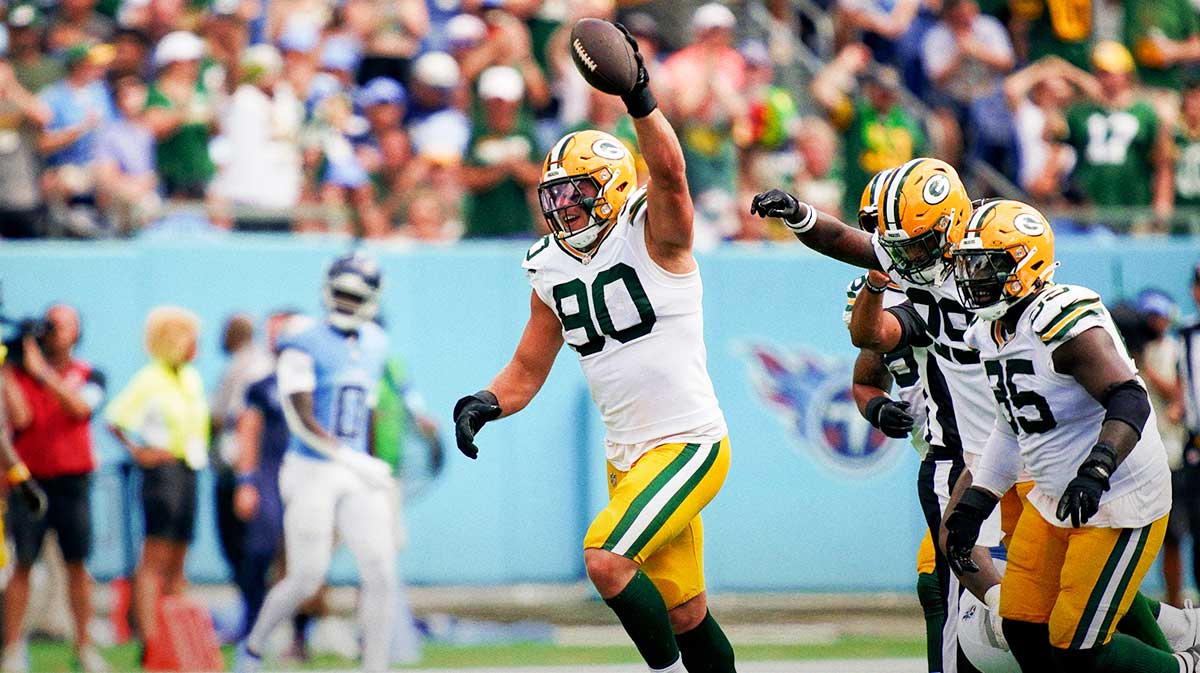 Packers rumors: ‘Don’t be surprised’ to see Lukas Van Ness move after Micah Parsons trade