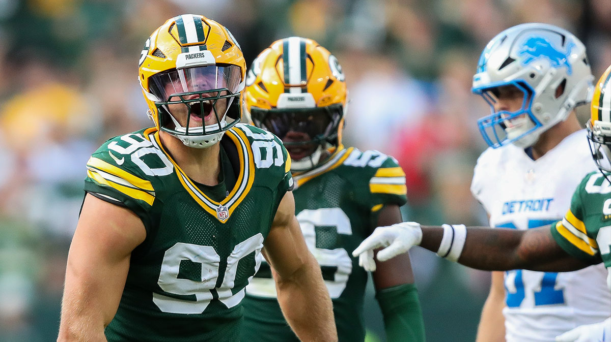 Packers star Micah Parsons predicts Lukas Van Ness will have his best year yet, comparing his potential to Julius Peppers.