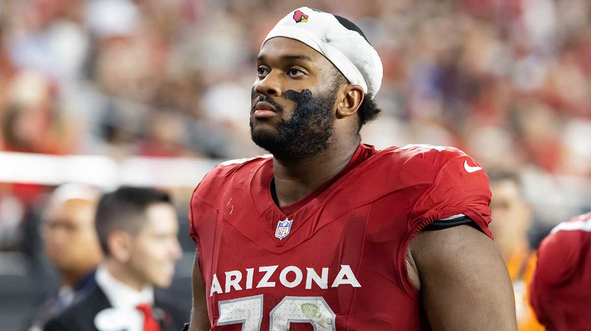 Arizona Cardinals offensive tackle Paris Johnson Jr. (70) against the Kansas City Chiefs during a preseason NFL game at State Farm Stadium.