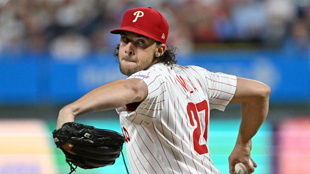 Philadelphia Phillies pitcher Aaron Nola (27) throws a pitch during the fourth inning against the New York Mets at Citizens Bank Park. Mandatory Credit: Eric Hartline-Imagn Images