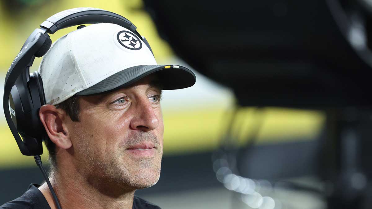 Pittsburgh Steelers quarterback Aaron Rodgers (8) looks on from the sidelines against the Tampa Bay Buccaneers during the third quarter at Acrisure Stadium.