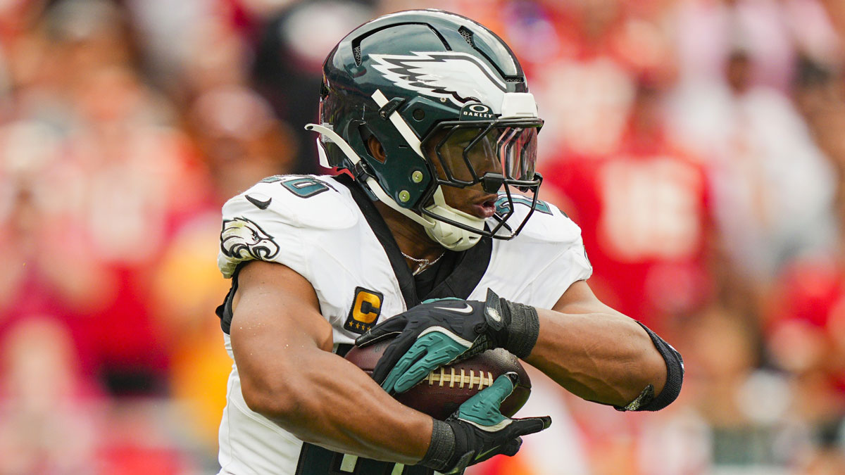 Philadelphia Eagles running back Saquon Barkley (26) runs the ball during the second half against the Kansas City Chiefs at GEHA Field at Arrowhead Stadium.
