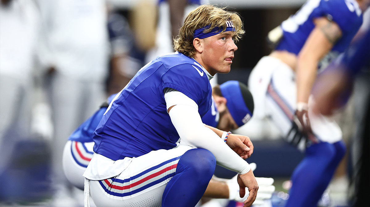New York Giants quarterback Jaxson Dart (6) looks on during warmups before the game against the Dallas Cowboys at AT&T Stadium. Mandatory Credit: Kevin Jairaj-Imagn Images