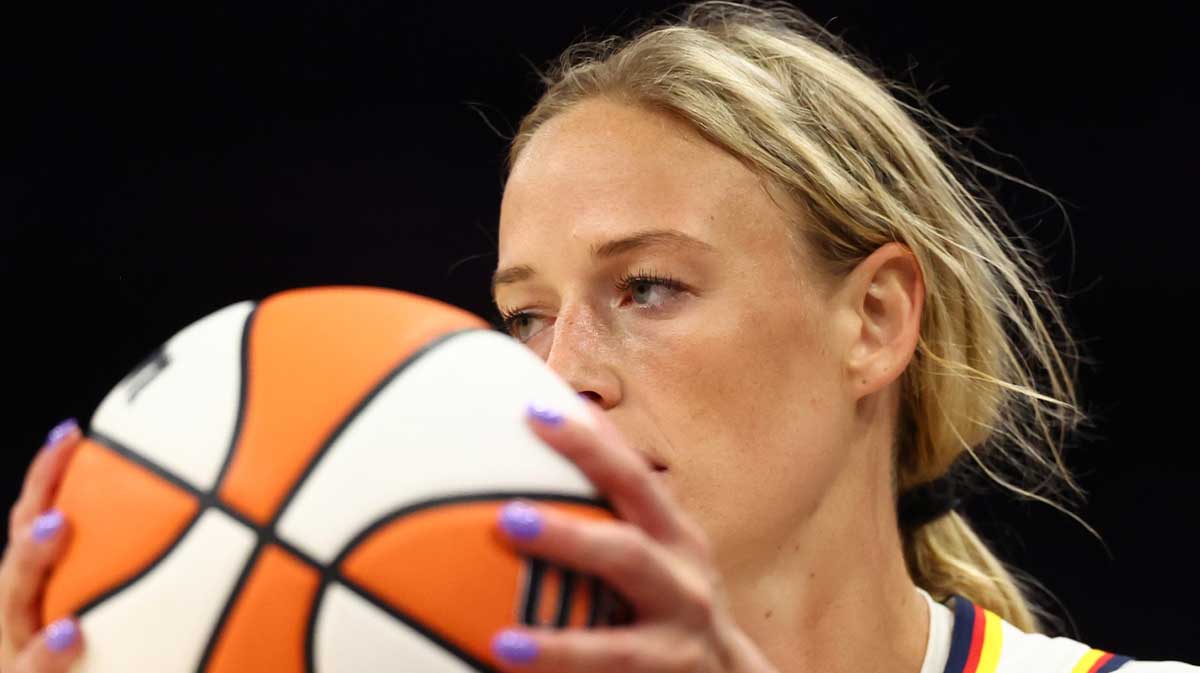 Fever’s Sophie Cunningham feeling better already in bikini-clad video with knee brace