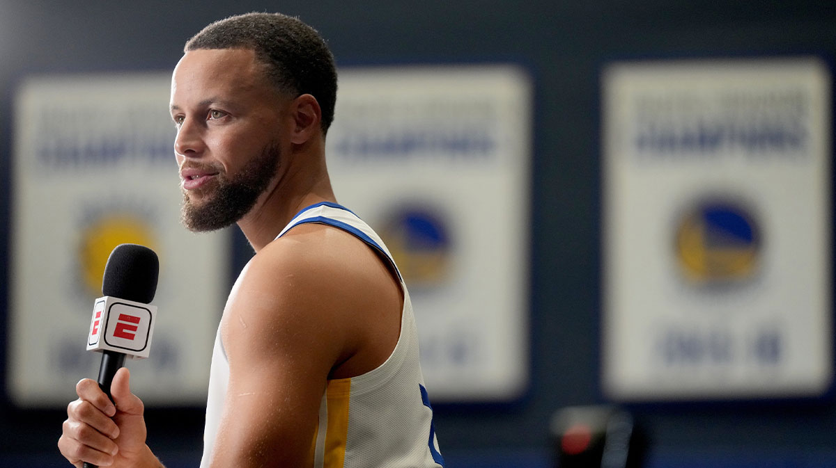 Golden State Warriors guard Stephen Curry (30) is interviewed during Media Day at the Chase Center.