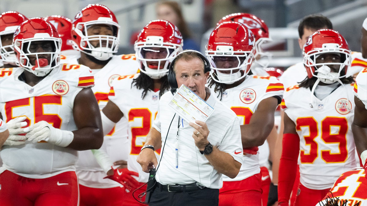 Chiefs DC Steve Spagnuolo gets real on Chargers’ offensive game plan in Brazil