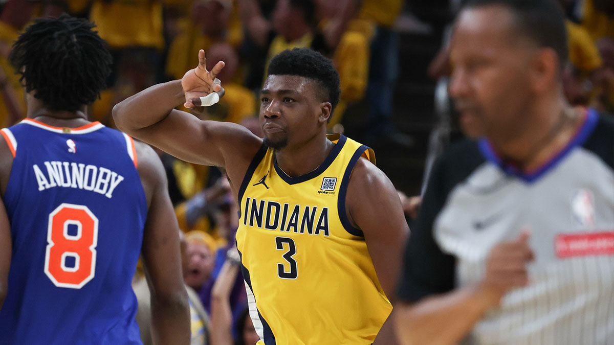 Indiana Pacers center Thomas Bryant (3) celebrates after a three-point basket against the New York Knicks in the third quarter during game six of the eastern conference finals for the 2025 NBA Playoffs at Gainbridge Fieldhouse.