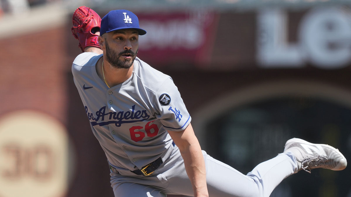 Los Angeles Dodgers pitcher Tanner Scott (66) throws a pitch against the San Francisco Giants during the ninth inning at Oracle Park.