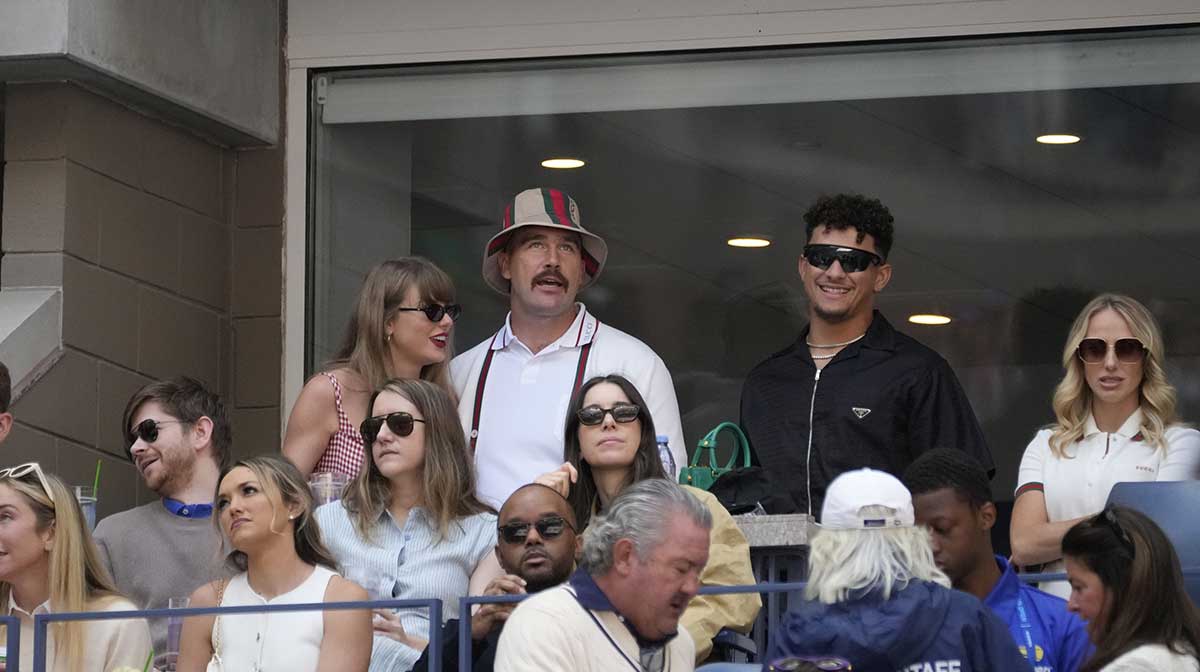 Taylor Swift, Kansas City Chiefs players Travis Kelce, Patrick Mahomes, and his wife Brittany Mahomes, at the US Open.