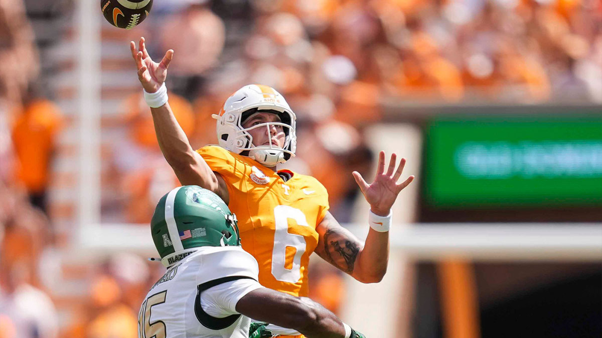 ennessee quarterback Joey Aguilar (6) throws the ball during a NCAA football game between Tennessee and UAB at Neyland Stadium