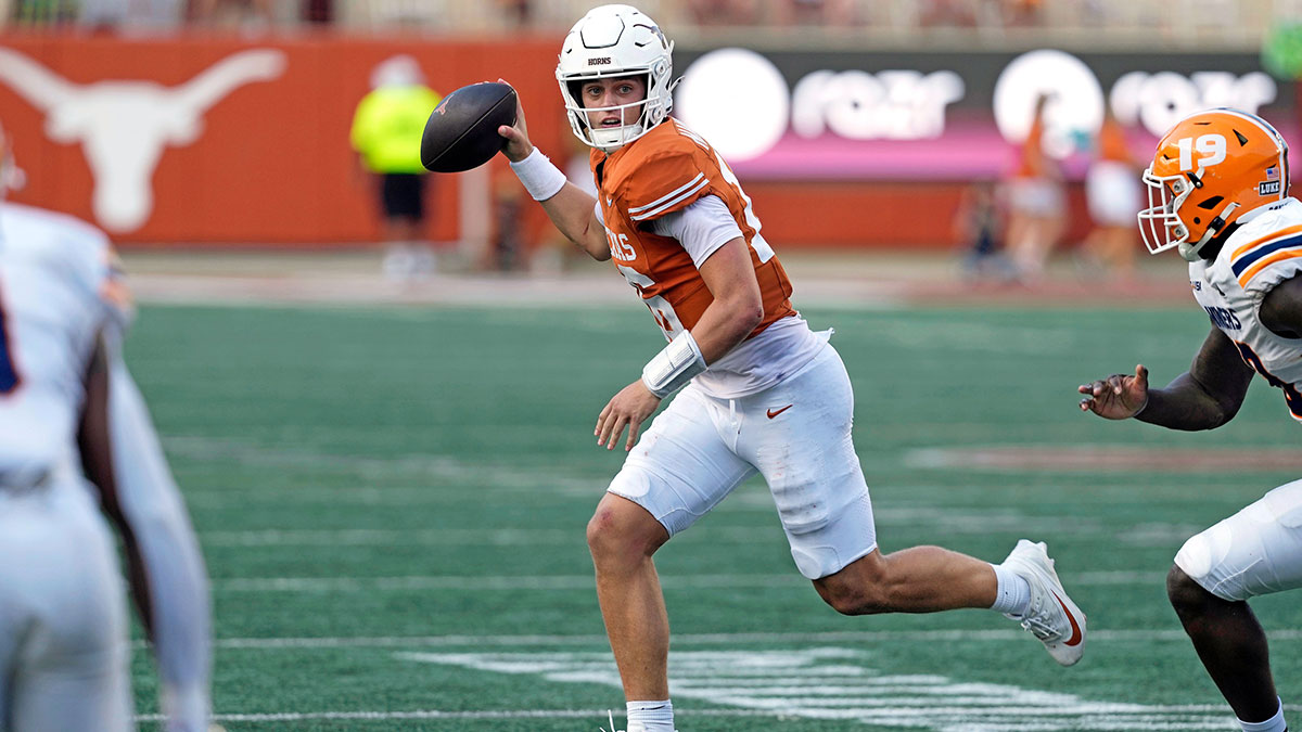 Texas Longhorns quarterback Arch Manning (16) looks to the pass the ball during the second half against the Texas El Paso Miners at Darrell K Royal-Texas Memorial Stadium.
