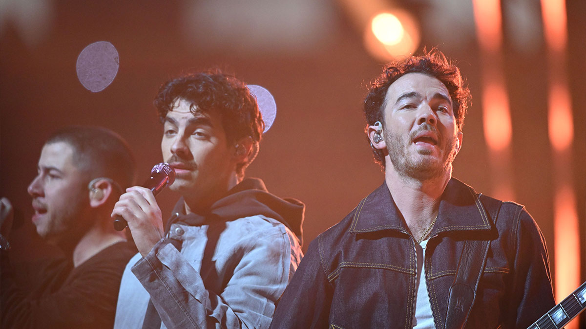 The Jonas Brothers (Nick, Joe, and Kevin), who adjusted their Phoenix concert after the Mercury beat the Minnesota Lynx.