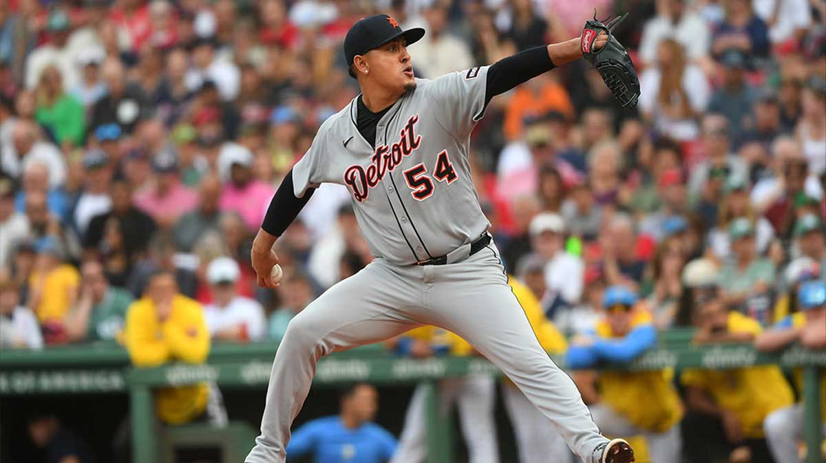 Detroit Tigers starting pitcher Keider Montero (54) pitches against the Boston Red Sox during the first inning at Fenway Park.