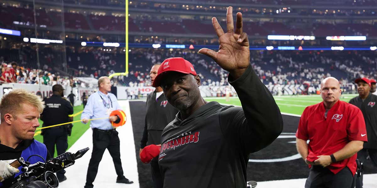 Tampa Bay Buccaneers head coach Todd Bowles waves to fans after the game against the Houston Texans at NRG Stadium.