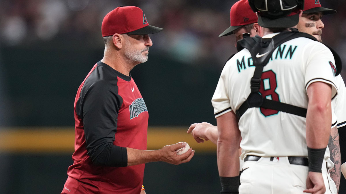 Arizona Diamondbacks manager Torey Lovullo approaches the mound to talk to his team as they play the Los Angeles Dodgers at Chase Field in Phoenix, on Sept. 24, 2025.