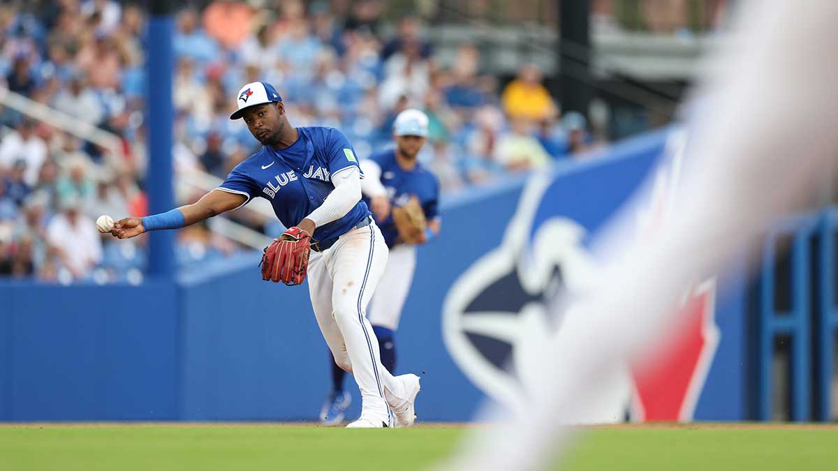 Blue Jays news: Toronto releases infielder ahead of postseason