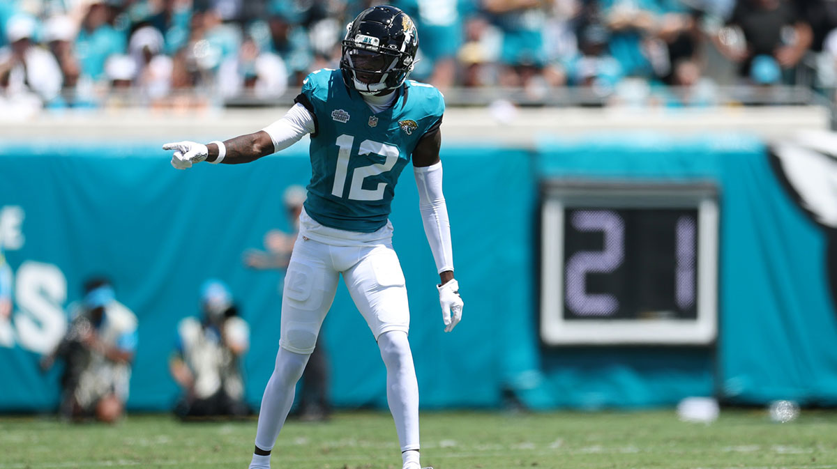 Jacksonville Jaguars wide receiver Travis Hunter (12) lines on the line of scrimmage prior to a play against the Carolina Panthers during the first half at EverBank Stadium.