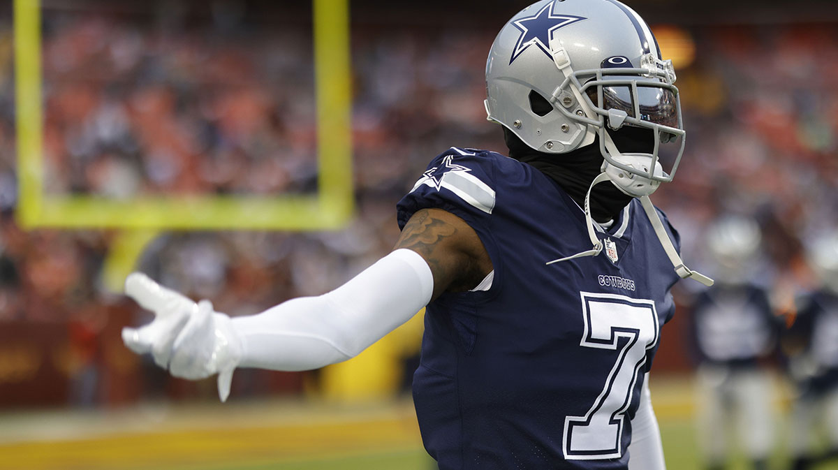 Trevon Diggs lands on injury report for Bears clash