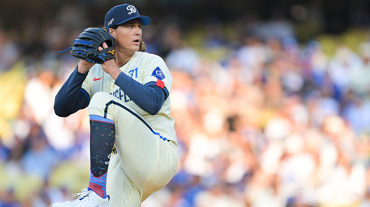 Los Angeles Dodgers starting pitcher Tyler Glasnow (31) pitches the ball during the first inning against the Arizona Diamondbacks at Dodger Stadium.