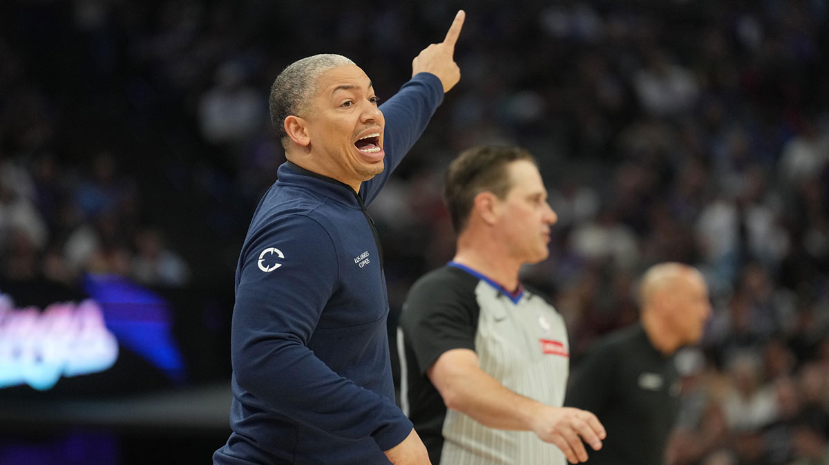 Los Angeles Clippers head coach Tyronn Lue yells during the second quarter against the Sacramento Kings at Golden 1 Center.