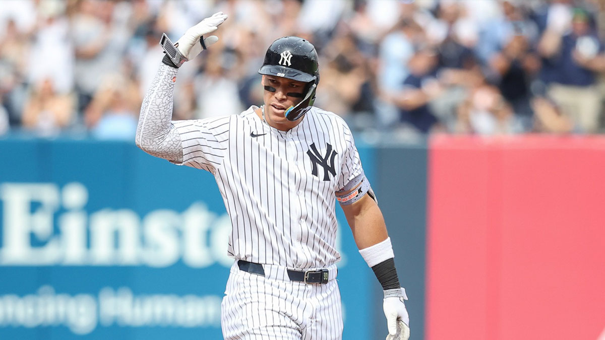  New York Yankees right fielder Aaron Judge (99) gestures after hitting a two run single in the fifth inning against the Baltimore Orioles at Yankee Stadium. Mandatory Credit: Wendell Cruz-Imagn Images