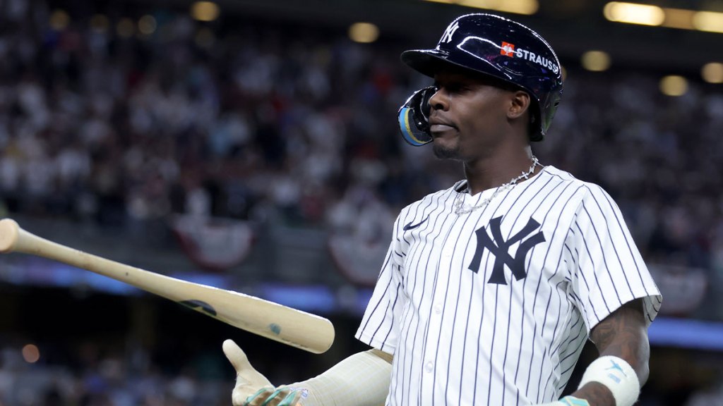 Yankees second baseman Jazz Chisholm Jr. (13) reacts after flying out