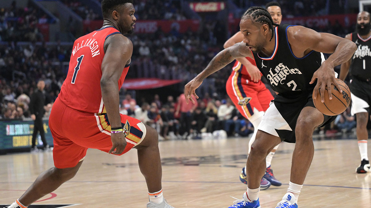New Orleans Pelicans forward Zion Williamson (1) defends Los Angeles Clippers forward Kawhi Leonard (2) in the second half at Crypto.com Arena.