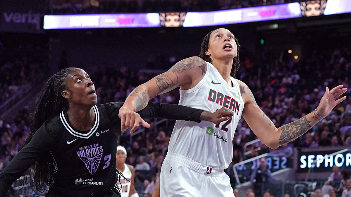 Golden State Valkyries forward Laeticia Amihere (3) boxes out Atlanta Dream center Brittney Griner (42) in the fourth quarter at Chase Center.