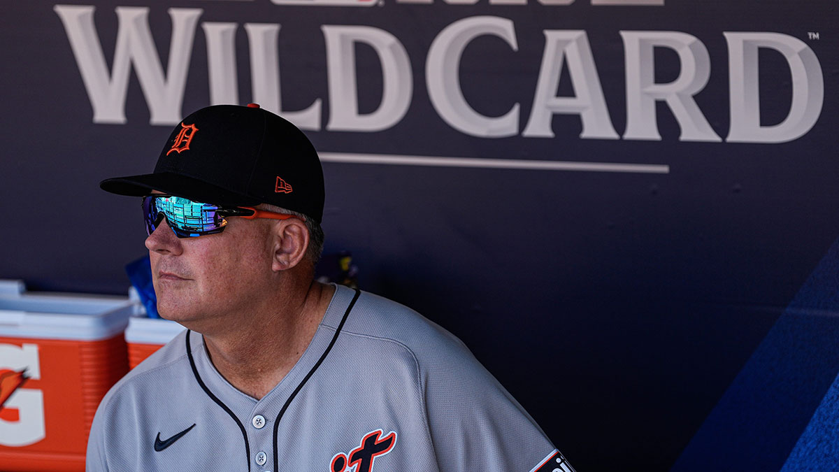 AJ Hinch gets 100% real on ‘tough day’ in Game 2 vs. Guardians